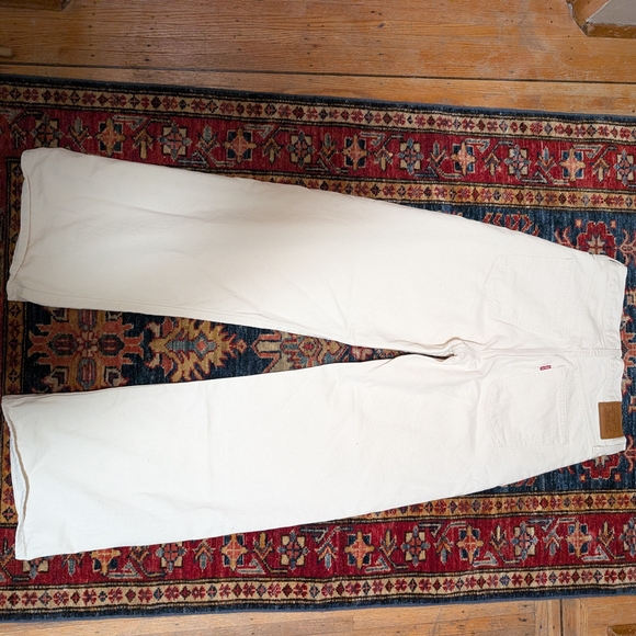 Levi's Cream Flare & Wide Leg Jeans - Picture 3 of 3